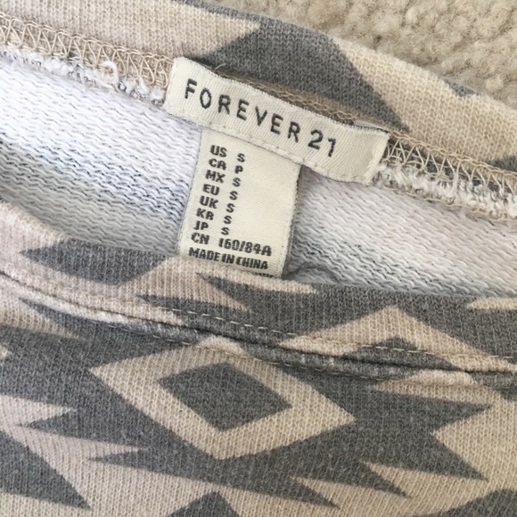 Patterned Sweater - Picture 3 of 3